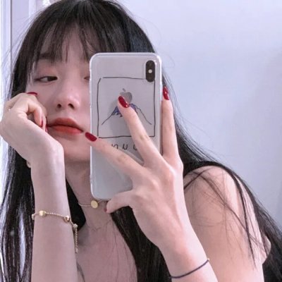 艳谍飘香